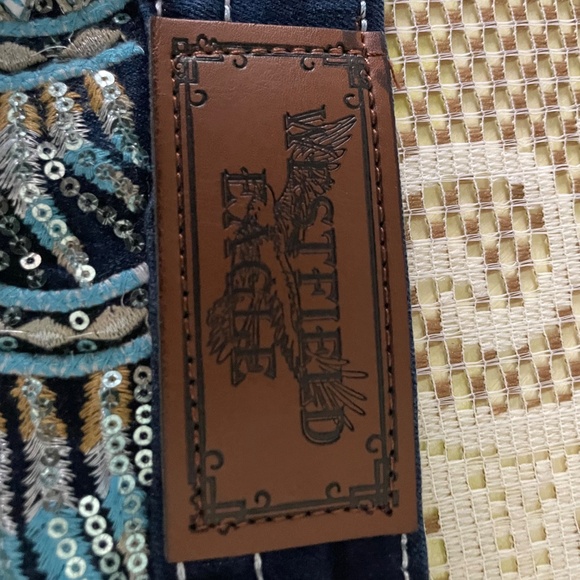 Size 9 Westfield embroidered jeans. - Picture 3 of 5